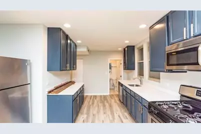 6136 N Mozart Street #1, Chicago, IL 60659 - Photo 4