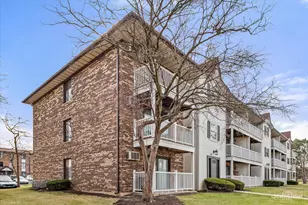 109 Gregory St, Aurora, IL 60504 - Photo 1