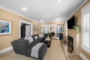 723 Lincoln St, Evanston, IL 60201 - Photo 4