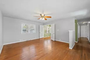 1423 Rose Dr, Champaign, IL 61821 - Photo 6