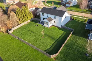 13008 Timber Wood Cir, Plainfield, IL 60585 - Photo 2