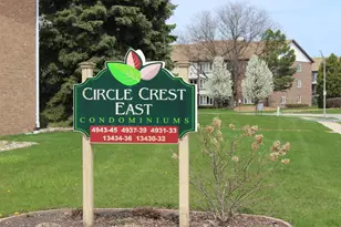 4943 E Circle Dr, Crestwood, IL 60418 - Photo 4