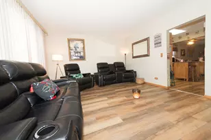 3916 N Pontiac Ave, Chicago, IL 60634 - Photo 4