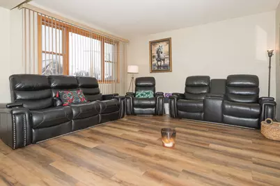 3916 N Pontiac Avenue, Chicago, IL 60634 - Photo 2