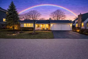 649 Wilbur Ct, Gurnee, IL 60031 - Photo 1