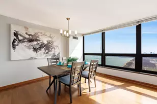 360 E Randolph St, Chicago, IL 60601 - Photo 8