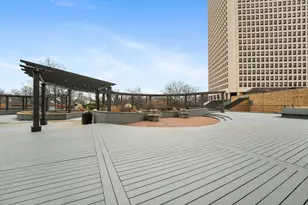 5415 N Sheridan Rd, Chicago, IL 60640 - Photo 22