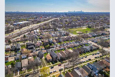 5325 N Meade Avenue, Chicago, IL 60630 - Photo 24