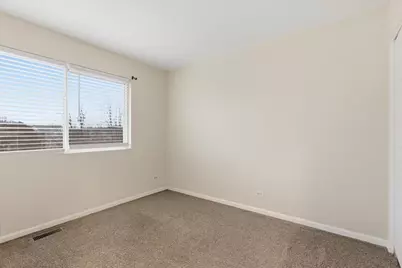 28909 W Pondview Drive, Lakemoor, IL 60051 - Photo 10