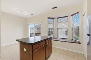 28909 W Pondview Dr, Lakemoor, IL 60051 - Photo 4