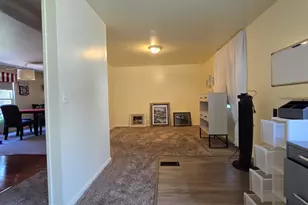 305 Campers Ln, Creal Springs, IL 62922 - Photo 18