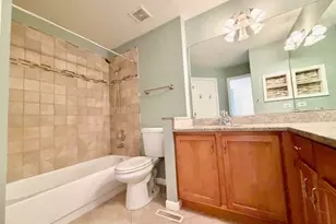 627 Cobblestone Ct, Elgin, IL 60120 - Photo 12