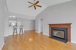 [Address not provided], Park Ridge, IL 60068 - Photo 4