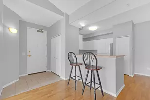 [Address not provided], Park Ridge, IL 60068 - Photo 2