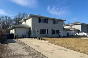 1060 & 1062 N Highland Ave, Aurora, IL 60506 - Photo 2