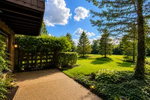 1846 Mission Hills Ln, Northbrook, IL 60062 - Photo 28
