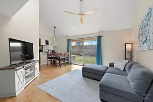 1915 Ozark Pkwy, Algonquin, IL 60102 - Photo 8