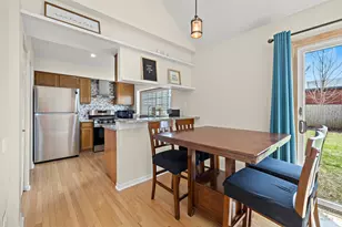 1915 Ozark Pkwy, Algonquin, IL 60102 - Photo 10