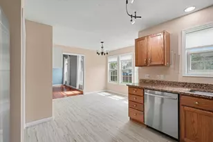 505 E Tomaras Ave, Savoy, IL 61874 - Photo 6