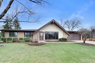 21W301 Par Ln, Itasca, IL 60143 - Photo 1