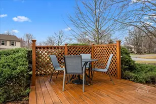 701 Viking Dr, Batavia, IL 60510 - Photo 34