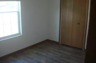 601 N Catlin St, Ottawa, IL 61350 - Photo 4