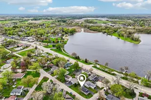 316 Lily Ln, Lakemoor, IL 60051 - Photo 36