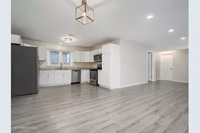 9359 Ridgeland Avenue, Oak Lawn, IL 60453 - Photo 6