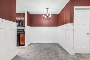 104 Glengarry Dr, Bloomingdale, IL 60108 - Photo 8