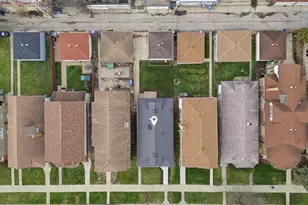 5414 W Eddy St, Chicago, IL 60641 - Photo 30