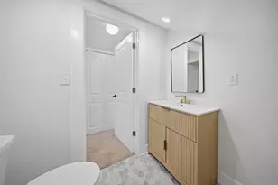 5414 W Eddy St, Chicago, IL 60641 - Photo 16