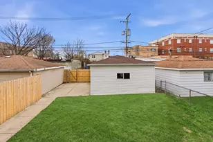 5414 W Eddy St, Chicago, IL 60641 - Photo 26
