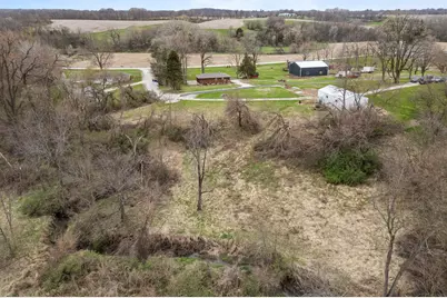 6206 Telegraph Road, Davenport, IA 52804 - Photo 10
