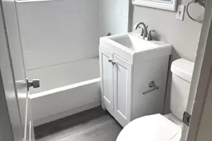 18006 Wentworth Madison Ave, Lansing, IL 60438 - Photo 4