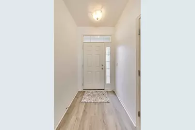 474 S Jade Lane, Round Lake, IL 60073 - Photo 4