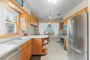 1129 Osterman Ave, Deerfield, IL 60015 - Photo 6