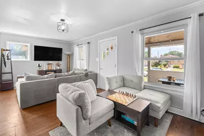 4333 Blanchan Avenue, Brookfield, IL 60513 - Photo 8