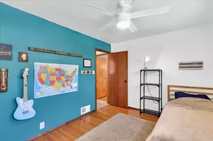 1307 W Clark St, Champaign, IL 61821 - Photo 24