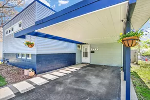 1307 W Clark St, Champaign, IL 61821 - Photo 4