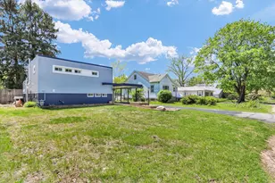 1307 W Clark St, Champaign, IL 61821 - Photo 2