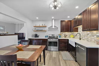 6937 Stanford Drive, Bridgeview, IL 60455 - Photo 6