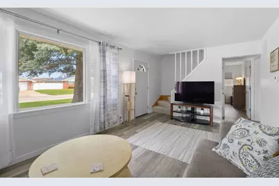 6937 Stanford Drive, Bridgeview, IL 60455 - Photo 4