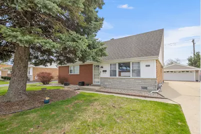 6937 Stanford Drive, Bridgeview, IL 60455 - Photo 2