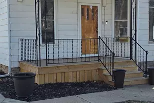 907 W 2nd St, Rock Falls, IL 61071 - Photo 2