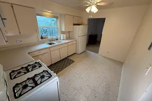 210 Hill Ave, Glen Ellyn, IL 60137 - Photo 10