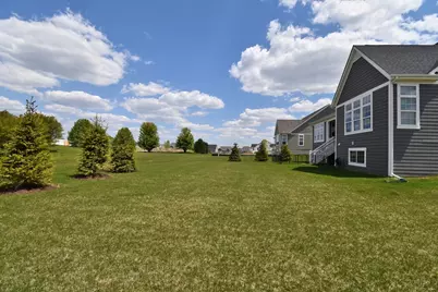 1030 Hilldale Drive, Saint Charles, IL 60175 - Photo 24