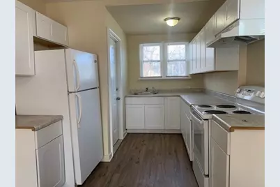 714 Cummings Avenue, Waukegan, IL 60085 - Photo 2