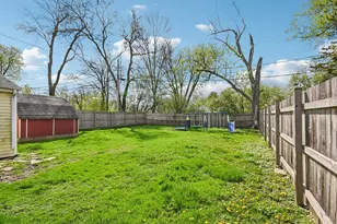 836 S Michigan Ave, Villa Park, IL 60181 - Photo 40