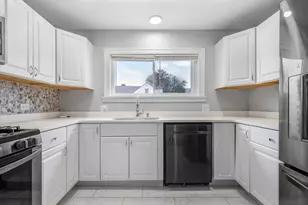 319 Bellwood Ave, Bellwood, IL 60104 - Photo 18
