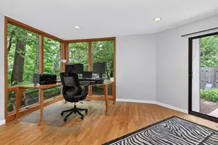5337 Brookbank Rd, Downers Grove, IL 60515 - Photo 6